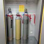 SAFETYBOX® BC 1350 GS tűzálló gázpalack tároló szekrény (3-4 db 50 l-es palack, beltéri, 30 perc) - Kép 5.